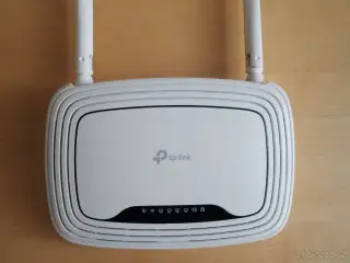 Router TP-LINK TL-WR843N