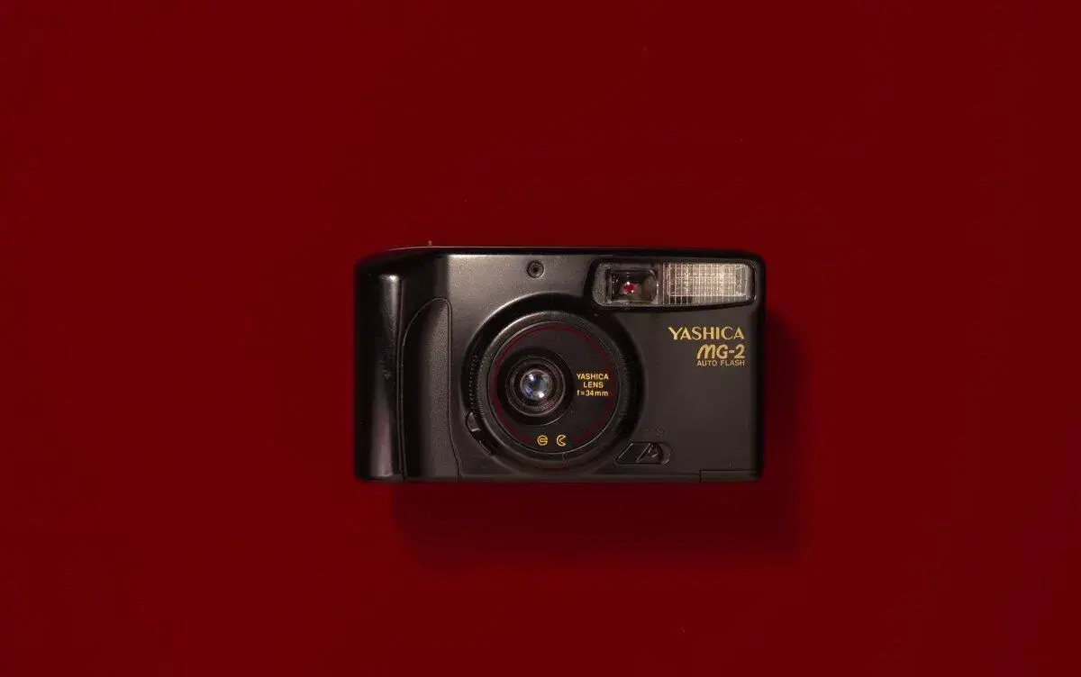 Yashica MG-2 DX