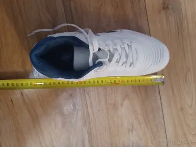 Boty na tenis bílé kensis 43