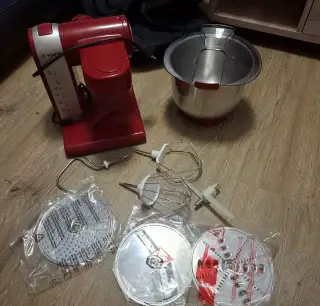 Kuchyňský robot Bosch