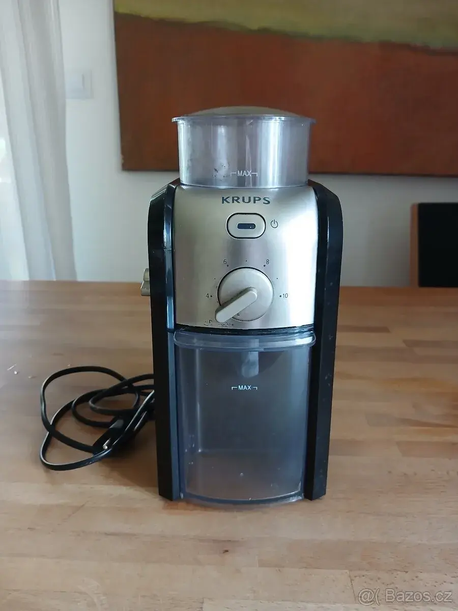 Kávomlýnek Krups GVX242 černý, nerez