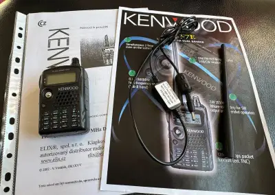 Kenwood TH-F7E stav, plně funkční