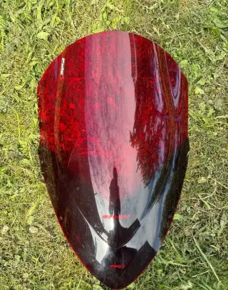 Plexi Puig Kawasaki ER 6f Touring červené