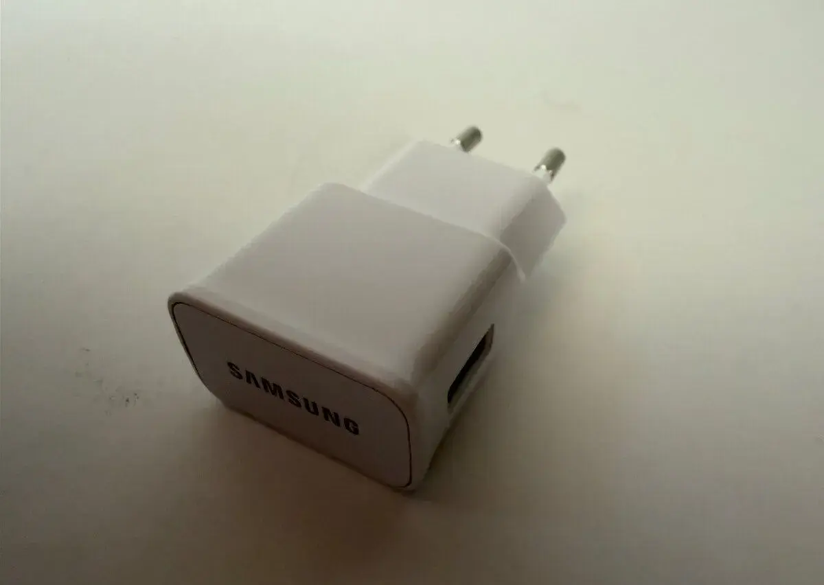 Samsung nabíječka EP-TA12EWE 5V/2A USB-A originál