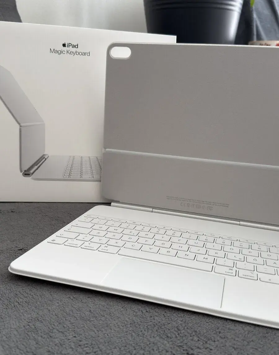 Magic Apple Keyboard IPad Air 13 m4