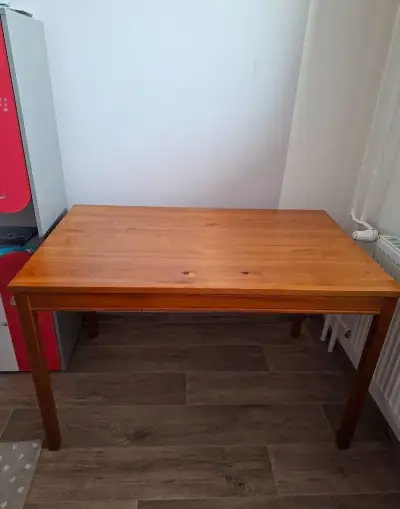 Stůl a židle IKEA - masivní borovice