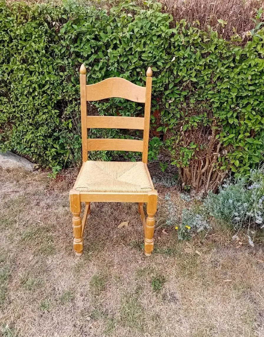 židle masivní dubová konstrukce