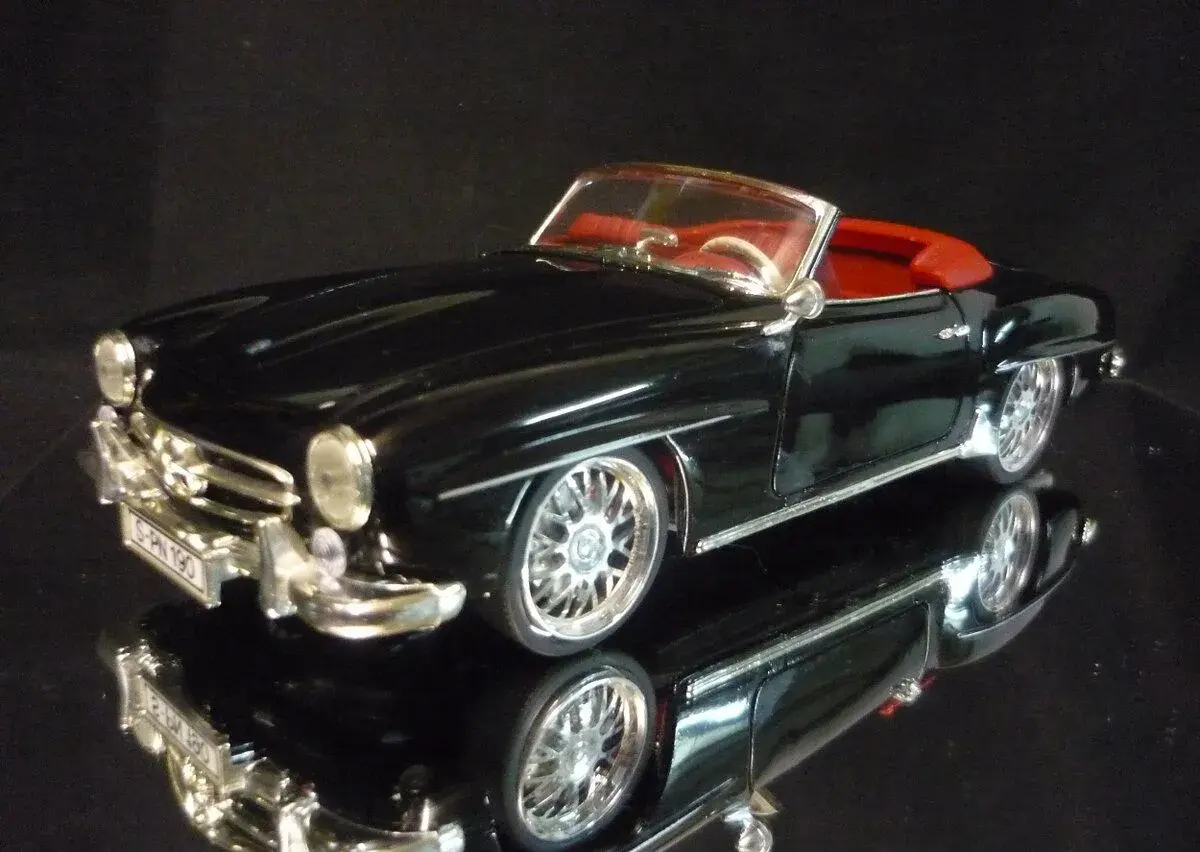 Mercedes Benz 190 SL ERTL 1/18