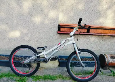 Dětské trialové kolo Monty 207 kamel