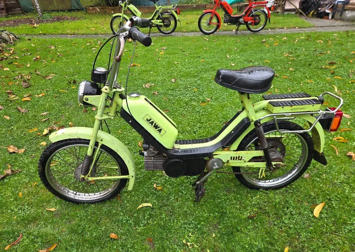 Babetta 210 s kartičkou, zelená původní 16.