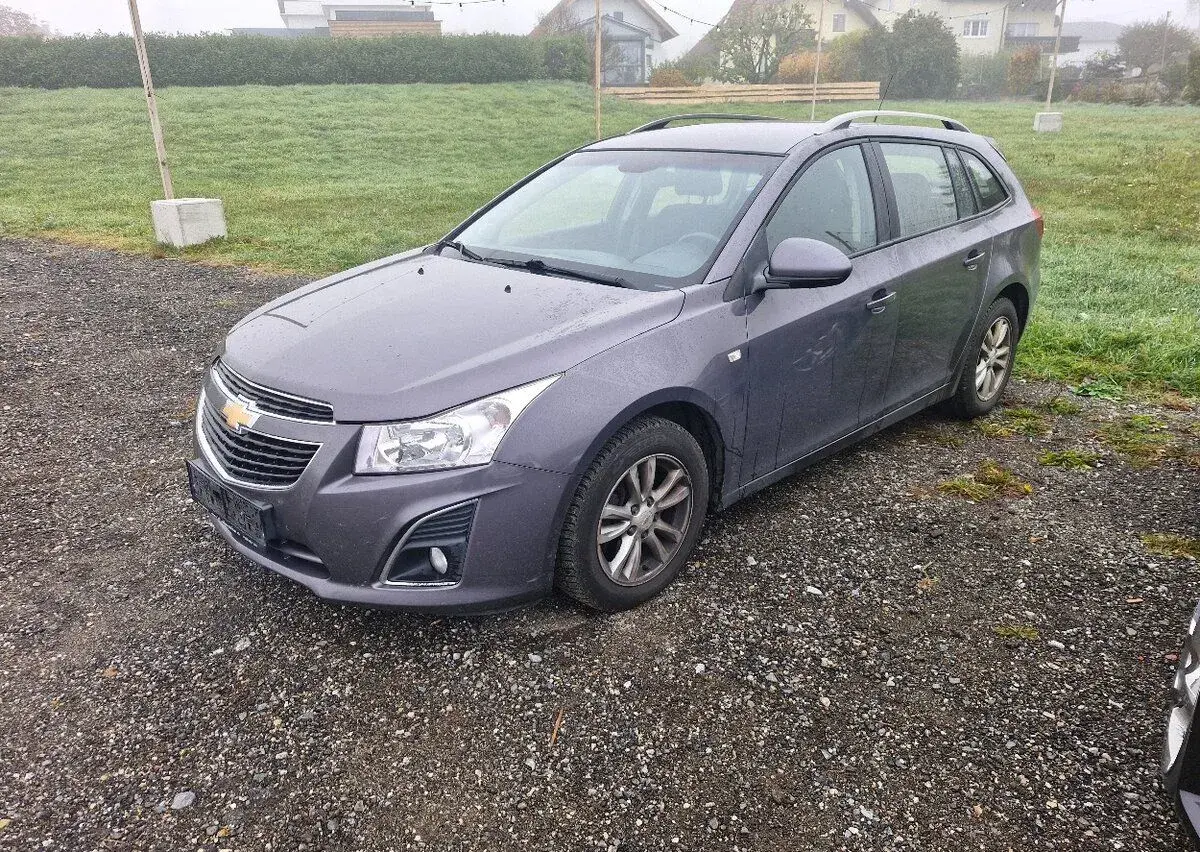 Chevrolet Cruze – 2013, 188 000 km