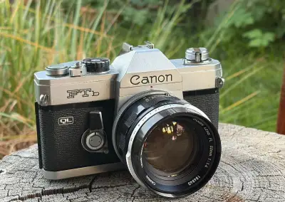 Canon FTb + Canon FL 50mm f/1.4