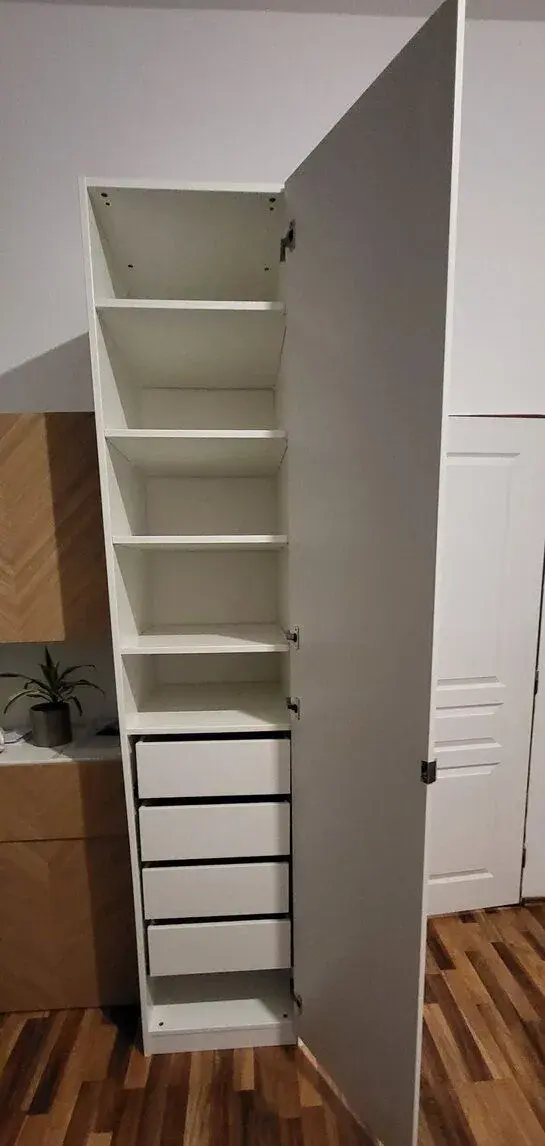 Vysoká skříň IKEA PAX bílá