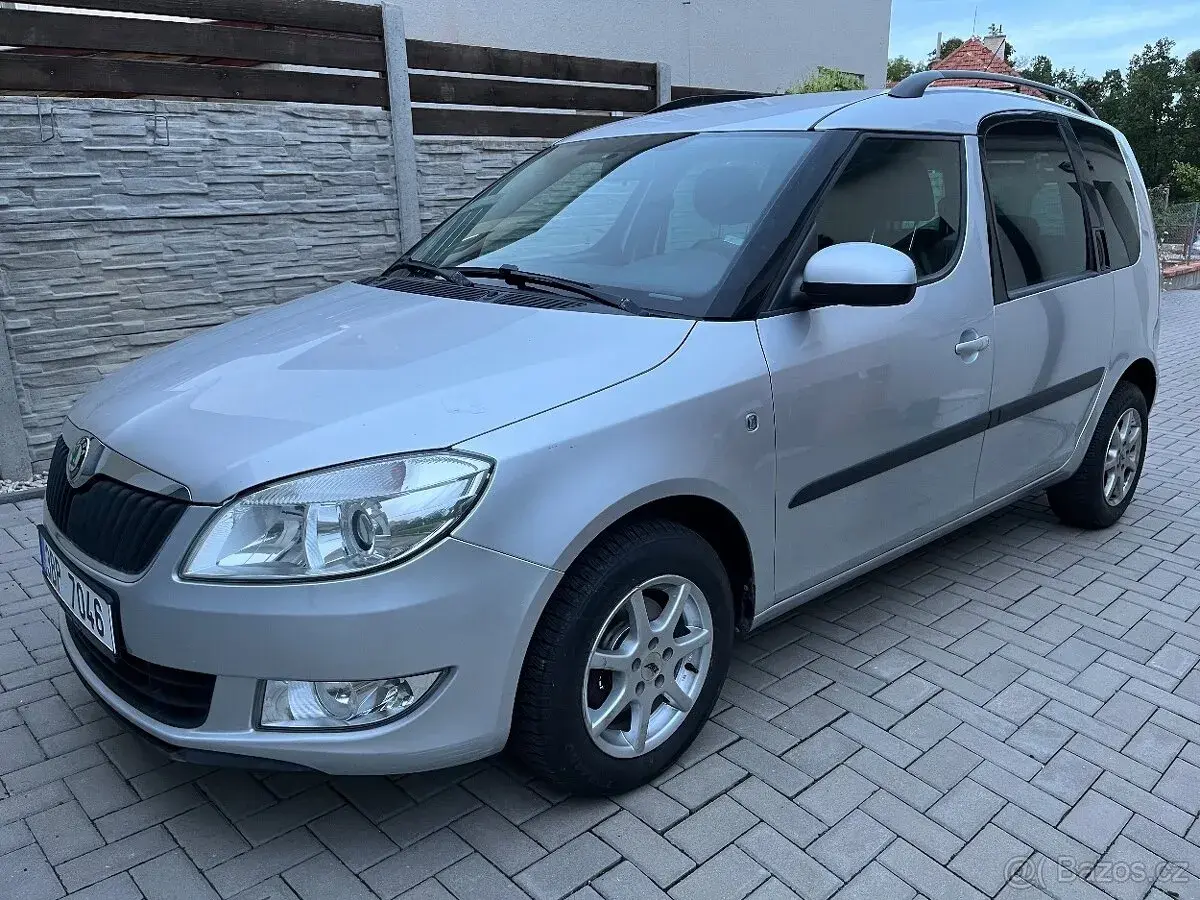 Roomster 1,4 - 16v benzin 63 kw, 2011, klima, původ CZ