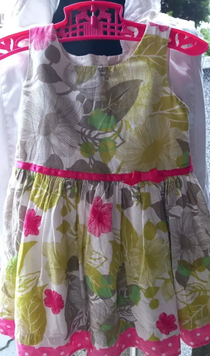 Dětské šatičky vel. 12-18m zn. F&F