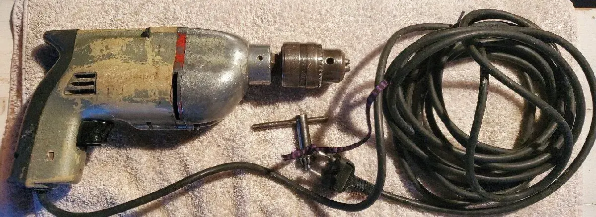 METABO Elektrická příklepová vrtačka.