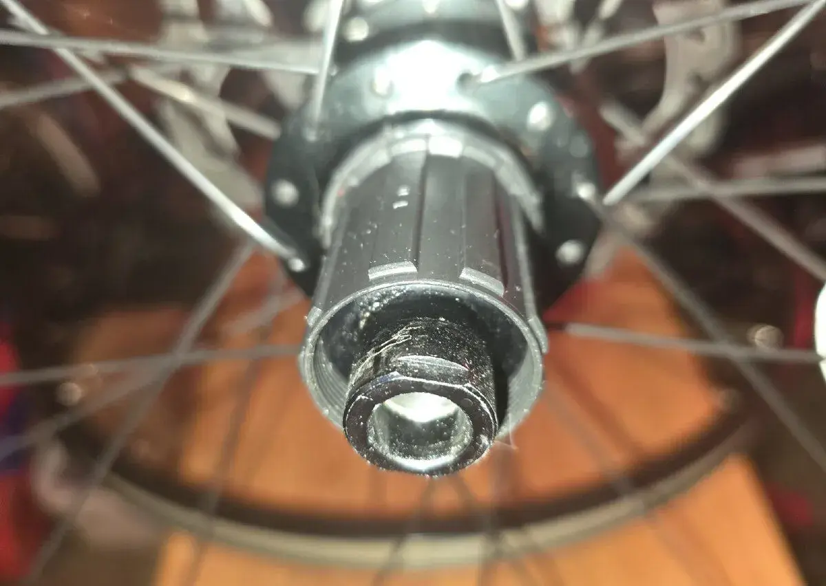 Zapletená kola Bontrager Paradigm SL disk