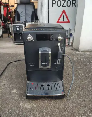 Kávovar Nivona CafeRomatica NICR 520 po servisu