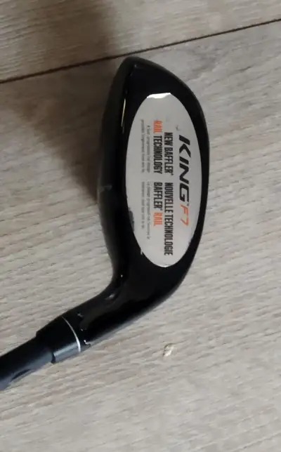 Golfová hůl Cobra King F7 Black Hybrid 3-4H R flex