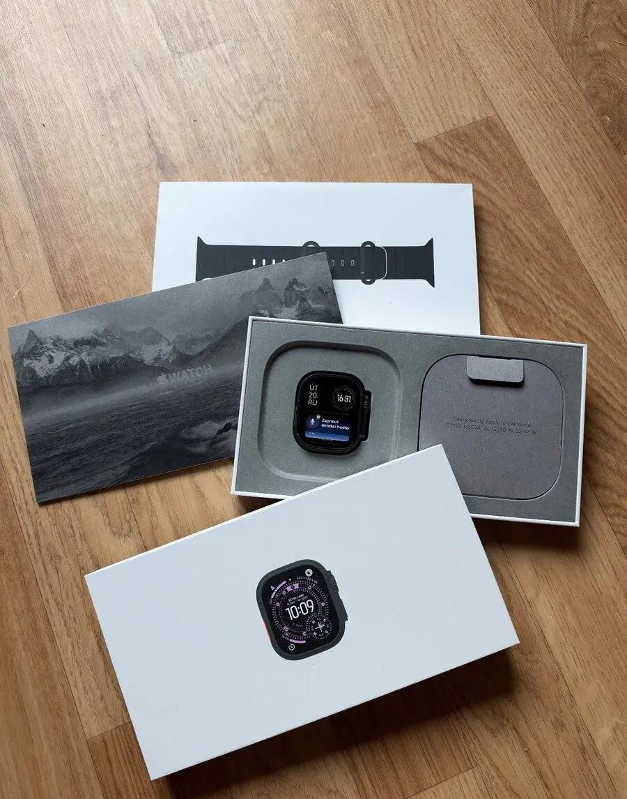 Apple Watch Ultra 3 49mm černé