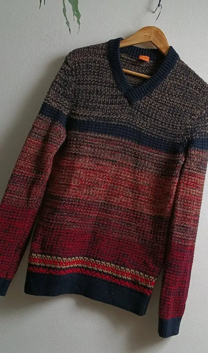 Svetr Hugo Boss VEL.M