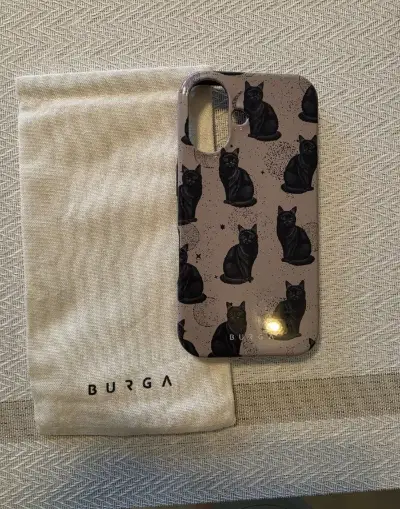 Burga kryt na telefon Iphone 16