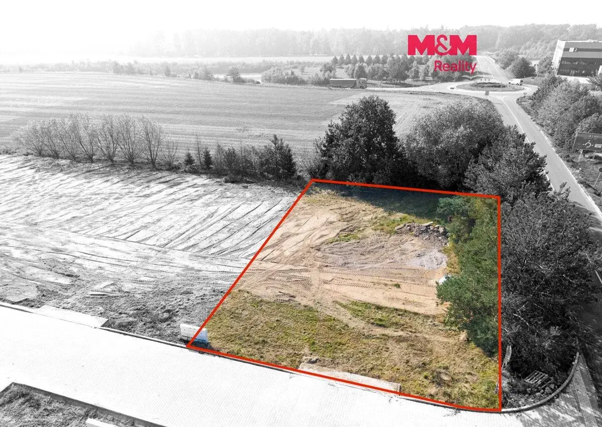 Prodej pozemku k bydlení, 813 m², Dobřenice