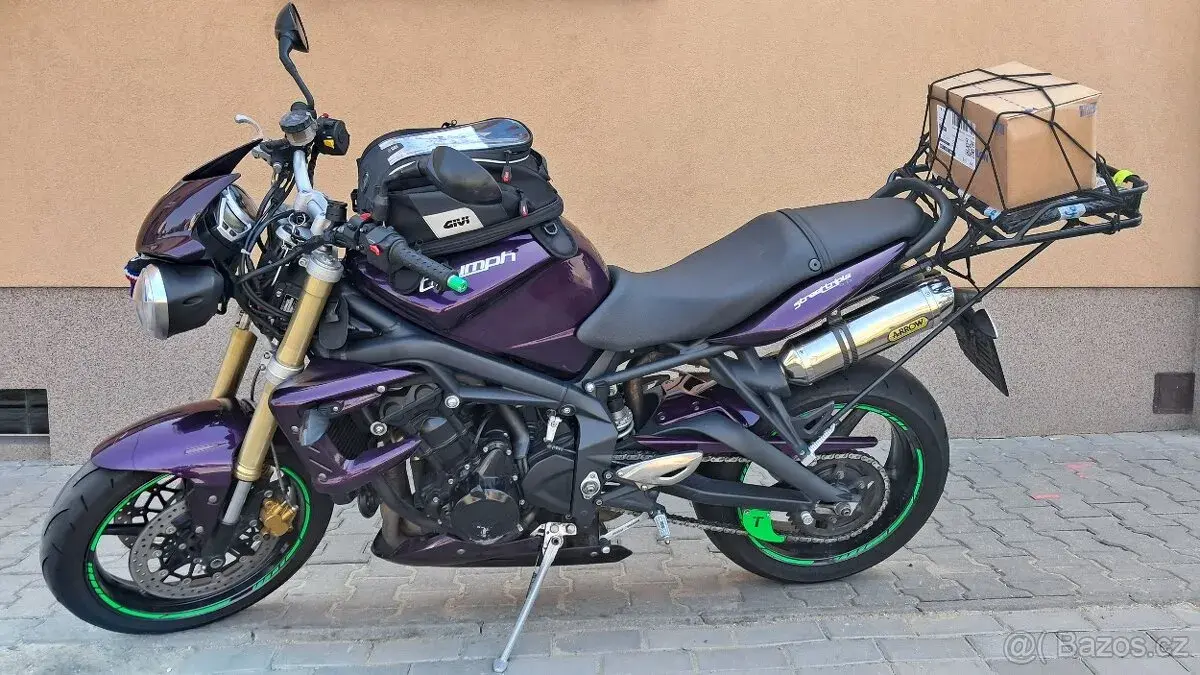 Triumph Street Tripple 675 rv 2013