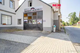 Prodej obchodního objektu s bytem, 422 m², Raspenava