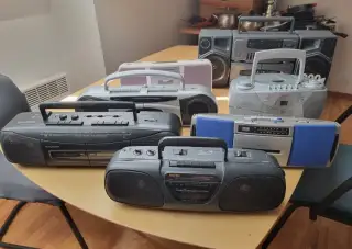 Rádio kazeťáky 7 kusů