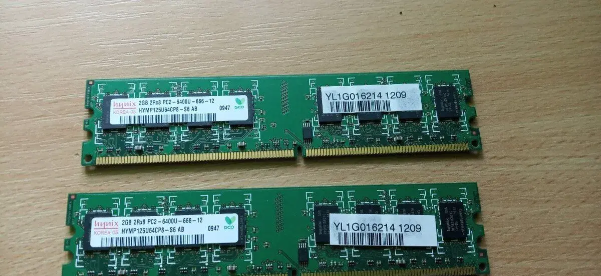 Pamět interní 2x 2 GB
