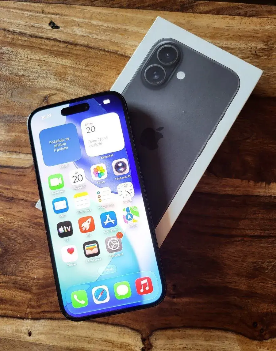APPLE IPHONE 16 DualSim - 128GB - kosmetické vady