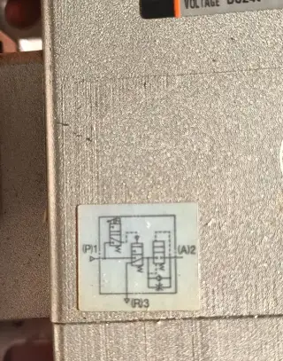 SMC sestava úpravy vzduchu AW40 + EAV4000, 24 V DC