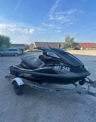 vodní skútr Yamaha WaveRunner FX SHO