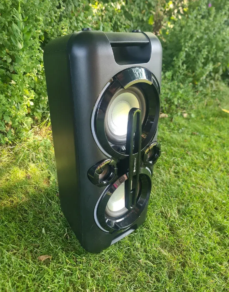 Rezervace - PARTYBOX GOGEN BPS 686 2X30W