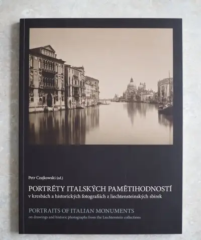 Kniha fotografií - Portréty italských pamětihodností