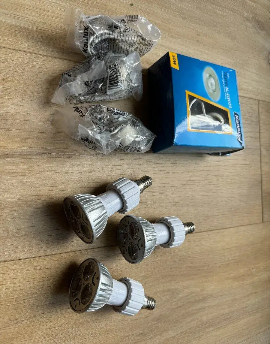 Stropní bodové svítidlo Teson AL-DS050 + 3x LED žárovky