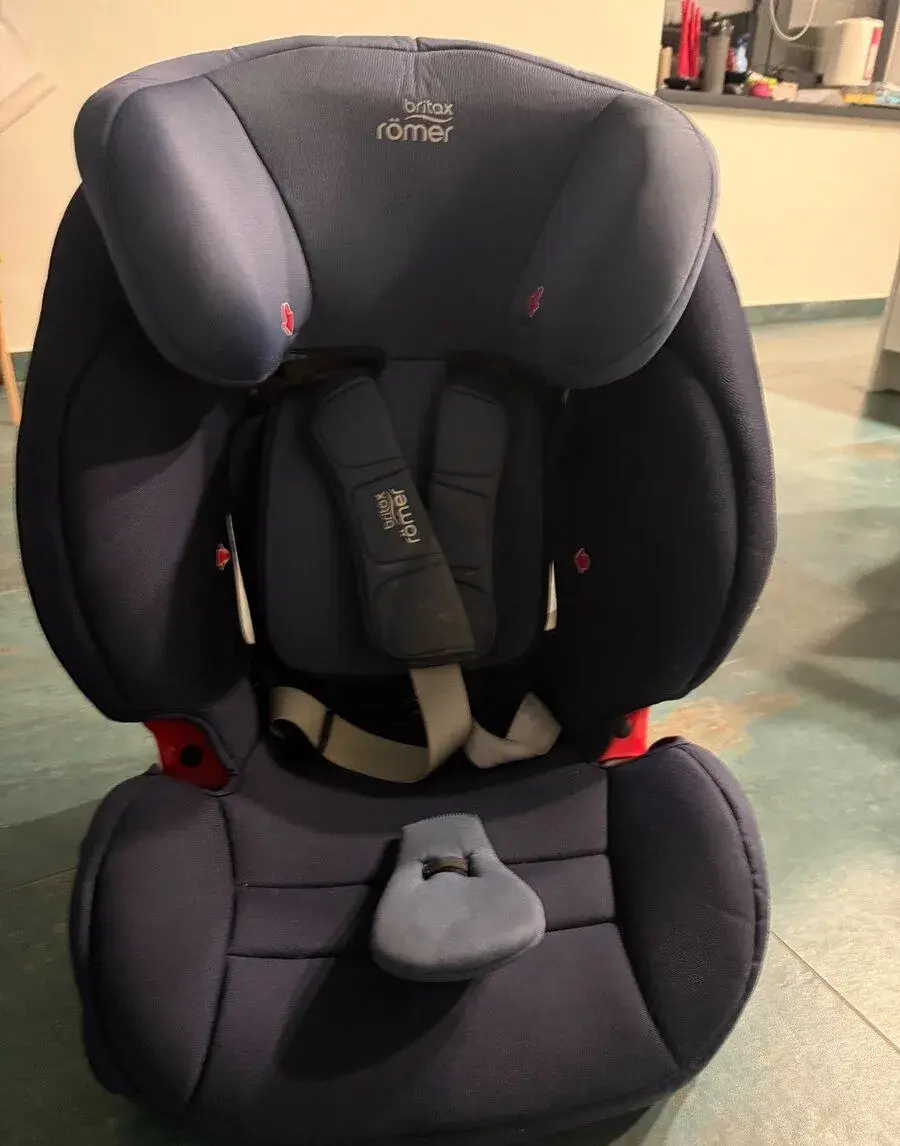 AUTOSEDAČKU BRITAX ROMER