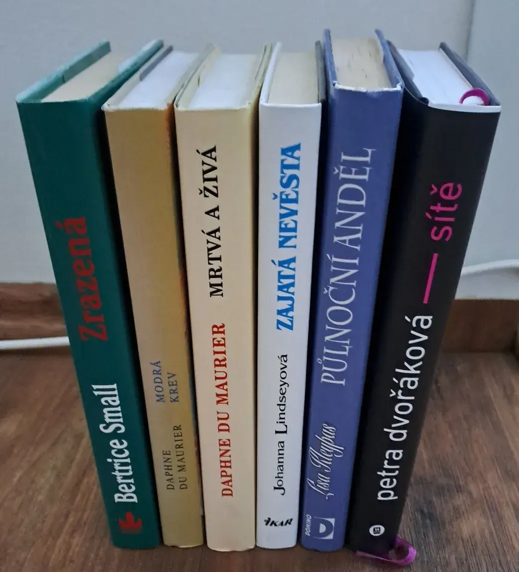 knihy B.Small,D.du Maurier,J.Lindseyová,L.Kleypas,P.Dvořákov