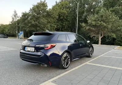 Toyota Corolla – 2021, 136 000 km
