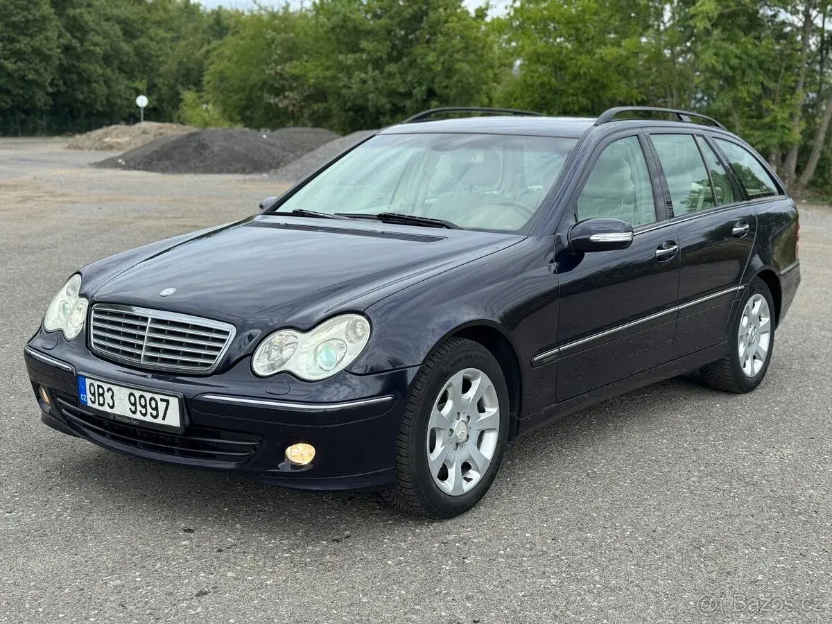 Mercedes-Benz C220 – 2006, 320 000 km