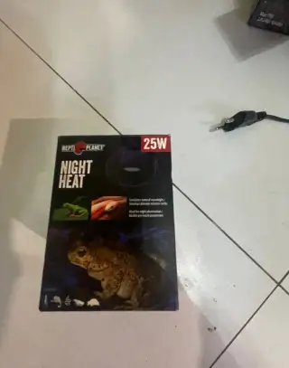 2x Night heat od Repti planet