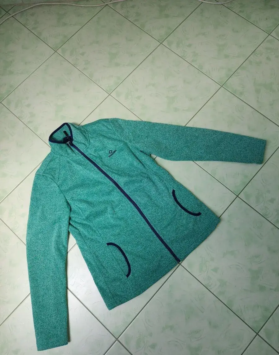 mikina zn. CRIVIT Treking – vel. M – 40/42