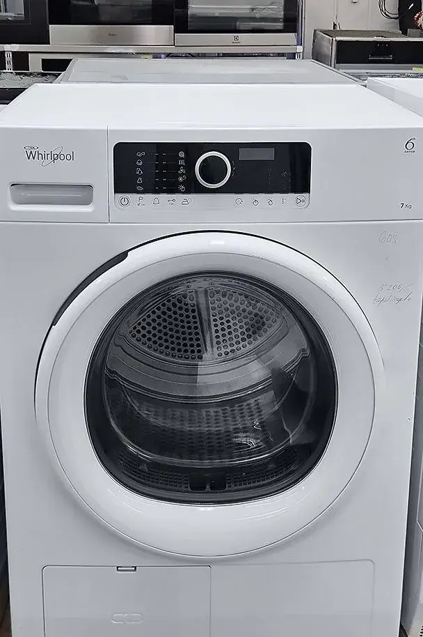 Sušička prádla s tepelným čerpadlem WHIRLPOOL 6th Sense, AEG