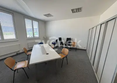 Pronájem administrativních prostor cca 134 m² s parkováním –