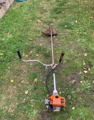 Křovinořez Stihl FS 130 – plně funkční, s krytem filtru