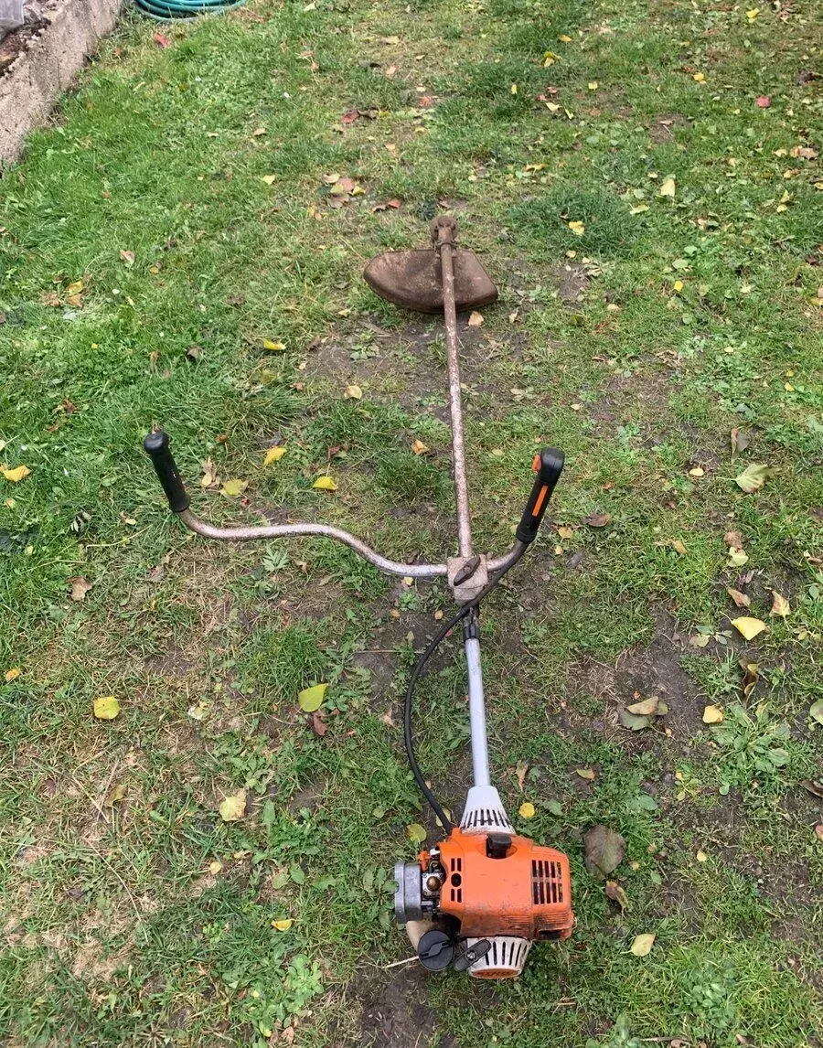 Křovinořez Stihl FS 130 – plně funkční, s krytem filtru