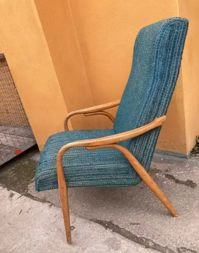 Křeslo dřevěné ohýbané čalouněné látkou RETRO 500 kč