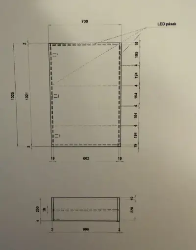VÝSTAVNÍ OSVĚTLENÁ PROSKLENNÁ VITRÍNA