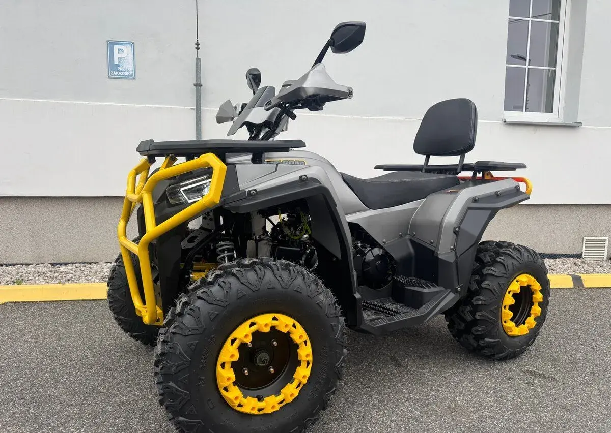 Benzínová čtyřkolka Vektor Titan 250 , V záruce
